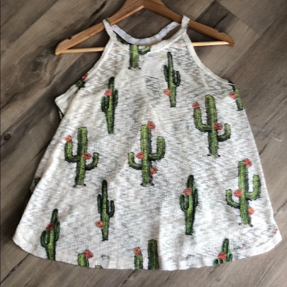 Cactus 🌵 Tank - Picture 3 of 4